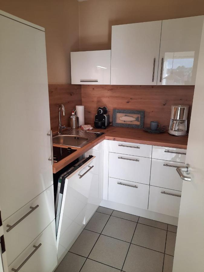 Penthouse Ferienwohnung Auszeit, gerne mit Hund, WLAN inkl. Laboe Exterior foto