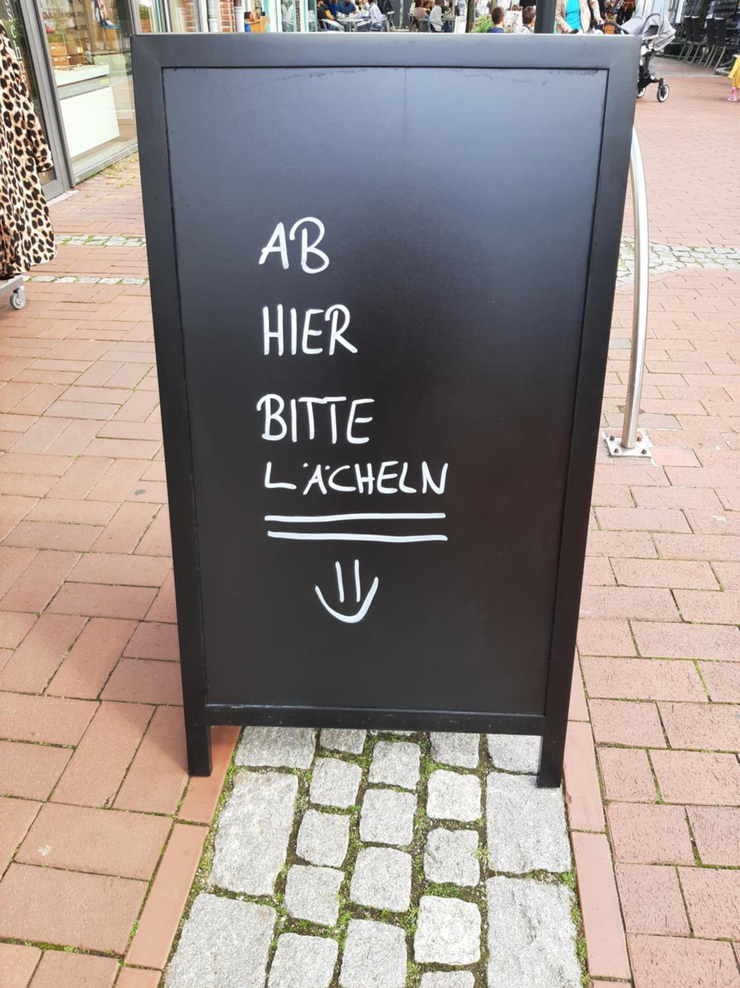 Penthouse Ferienwohnung Auszeit, gerne mit Hund, WLAN inkl. Laboe Exterior foto